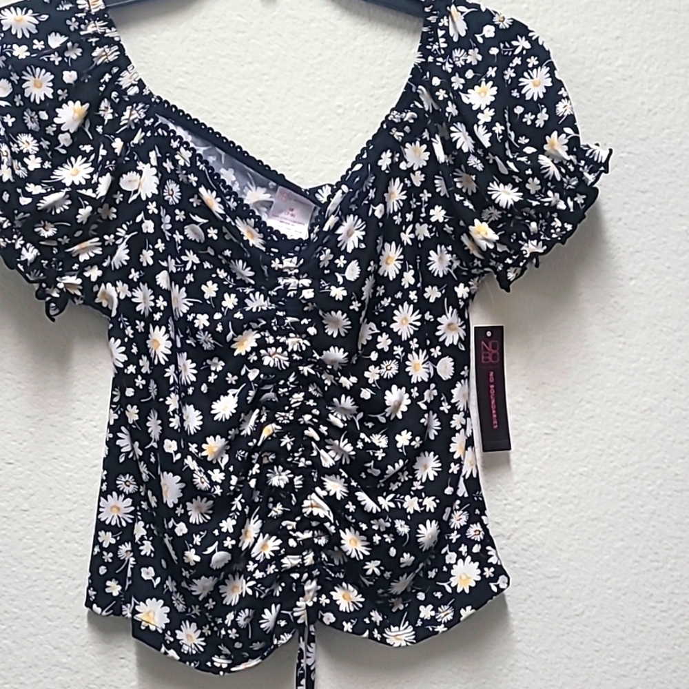 Croptop black with sunflowers shirt